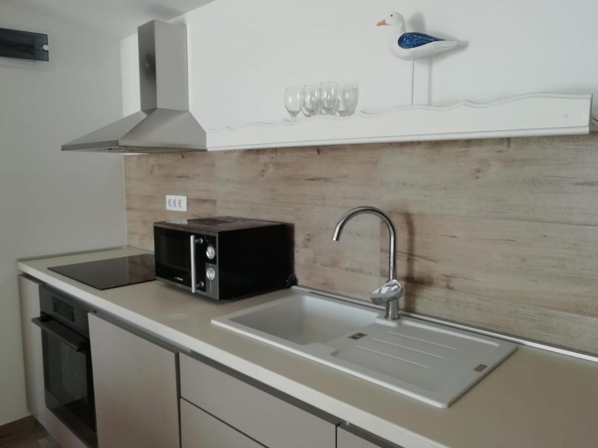 Apartment Hajduk Starigrad Paklenica Exterior photo